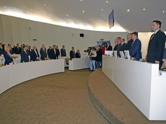 Okončana prva posebna zajednička sjednica oba doma Parlamentarne skupštine BiH o temi "Poslanici/delegati pitaju - Vijeće ministara BiH odgovara"